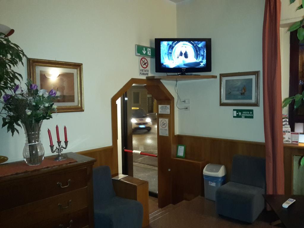 Albergo Sonia Florence Exterior photo