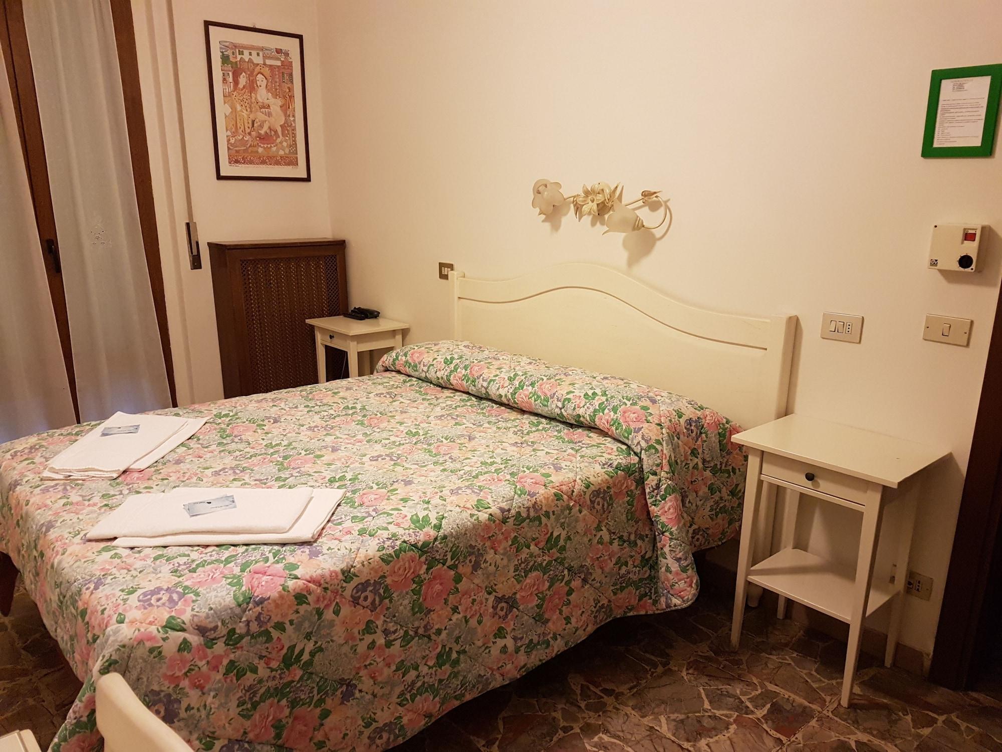 Albergo Sonia Florence Exterior photo